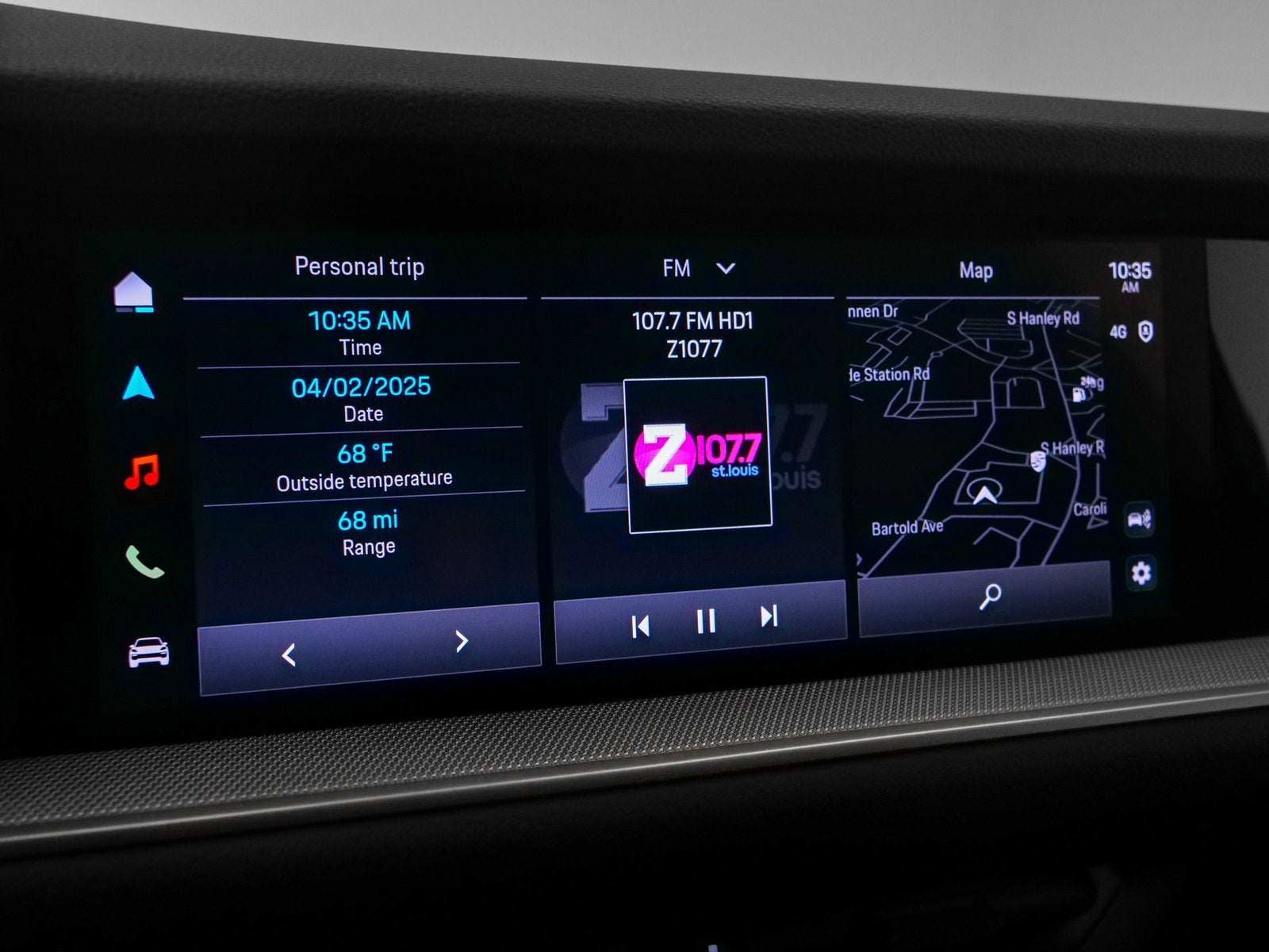 2025 Porsche Cayenne Base