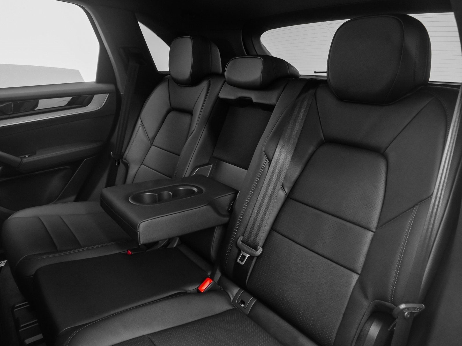 2025 Porsche Cayenne Base