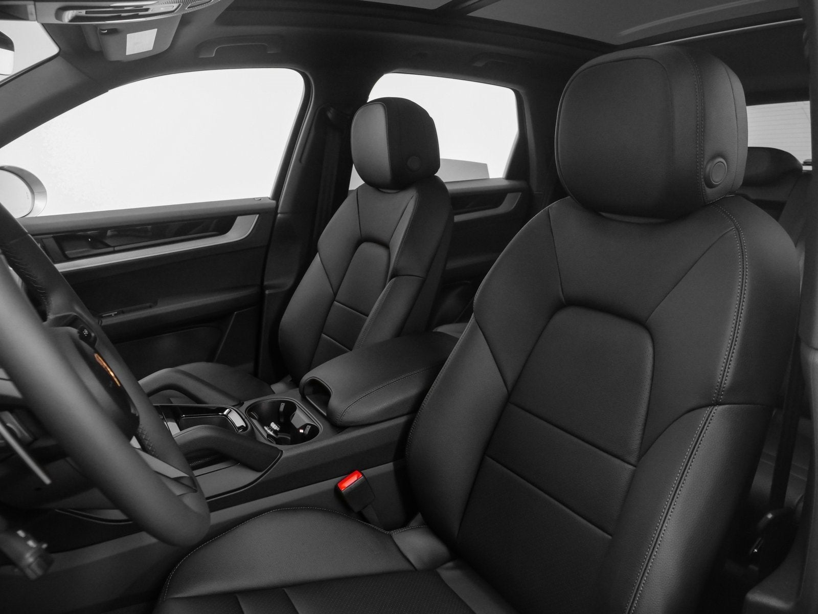 2025 Porsche Cayenne Base