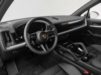 2025 Porsche Cayenne Base