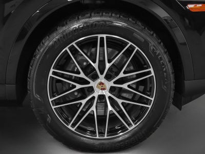 2025 Porsche Cayenne Base