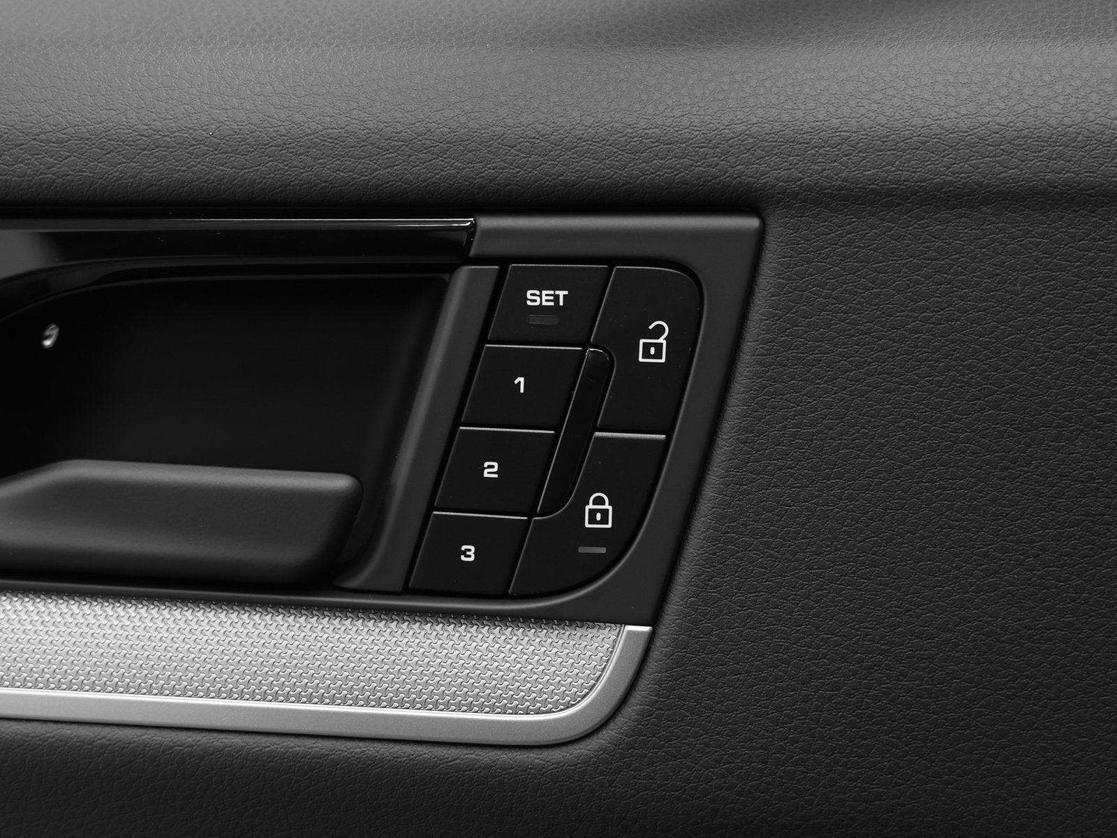 2025 Porsche Cayenne Base