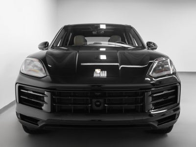 2025 Porsche Cayenne Base