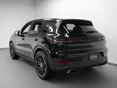 2025 Porsche Cayenne Base