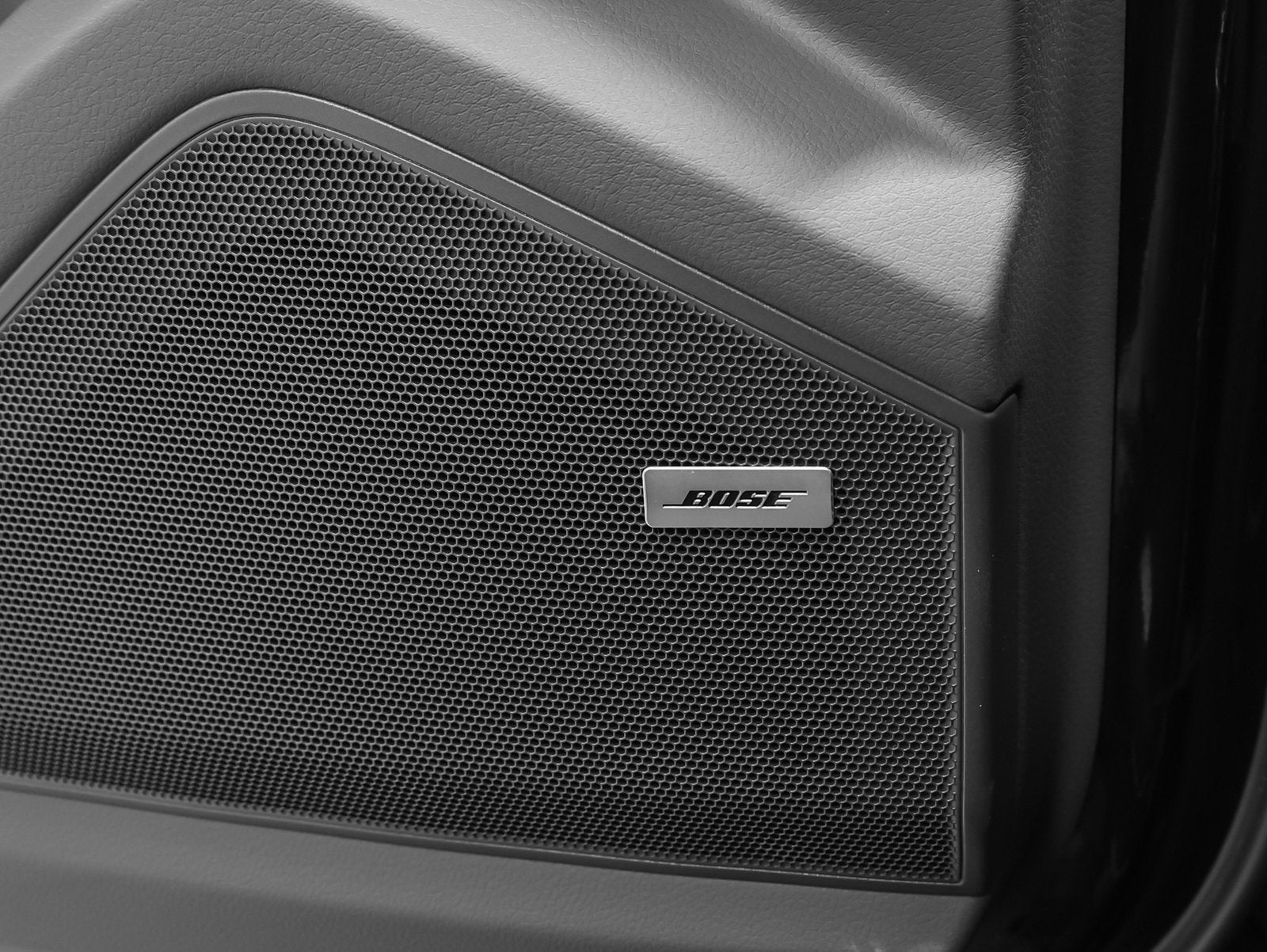 2025 Porsche Cayenne Base