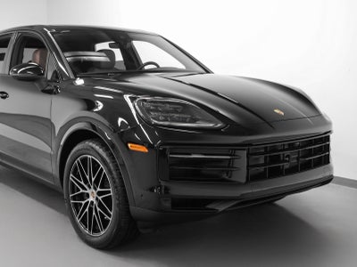 2025 Porsche Cayenne Base
