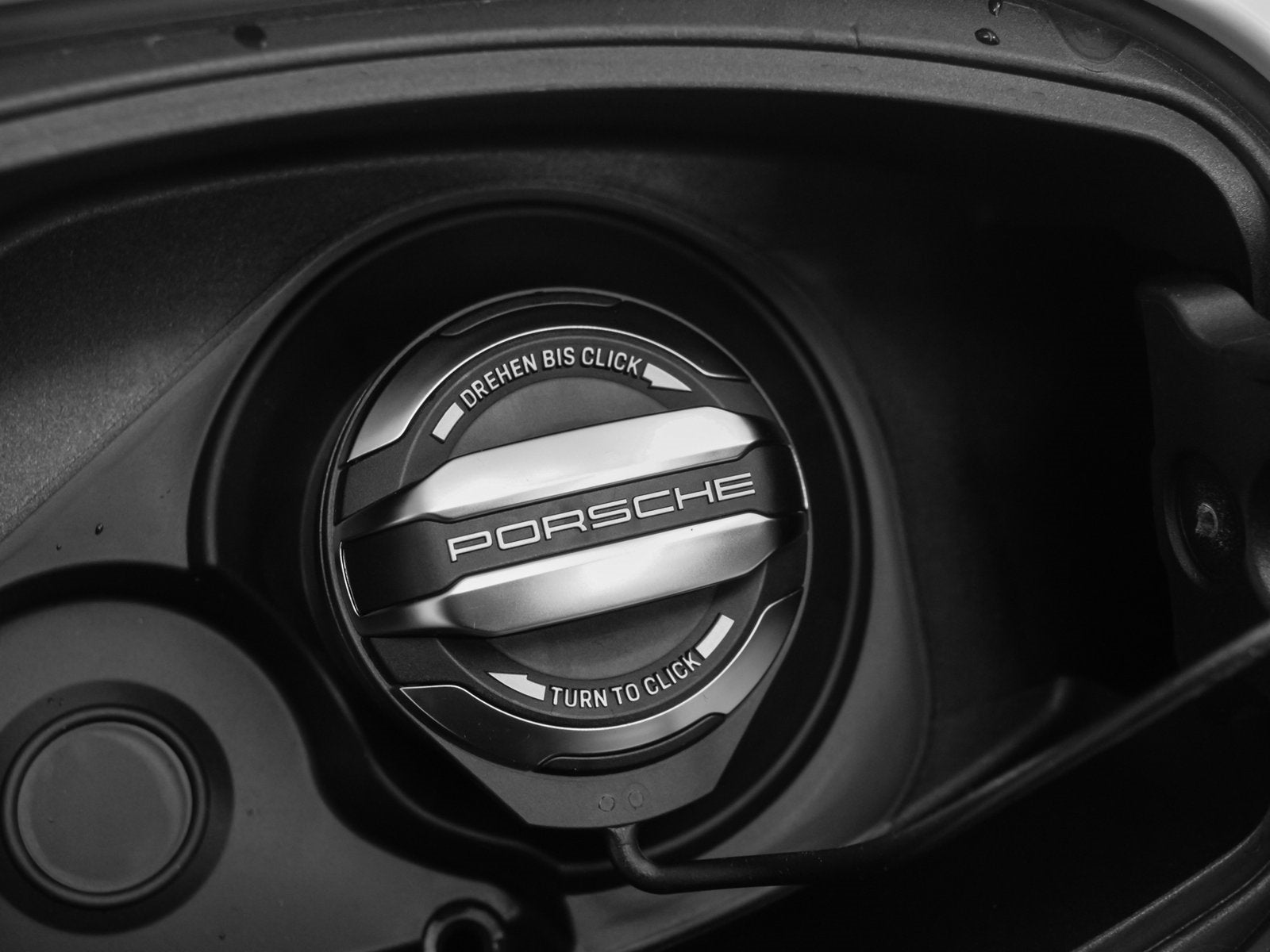 2025 Porsche Cayenne Base