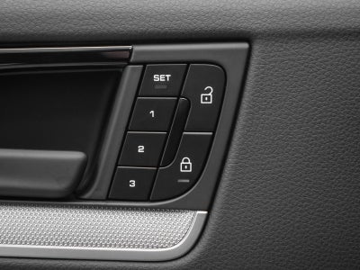 2025 Porsche Cayenne Base