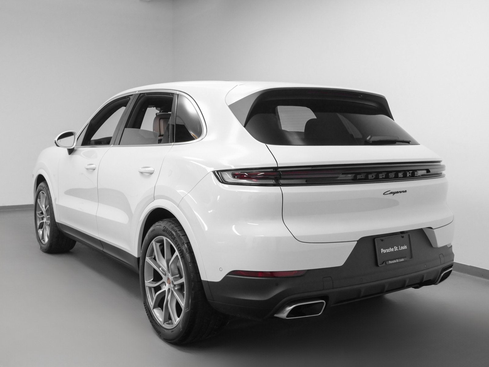 2025 Porsche Cayenne Base