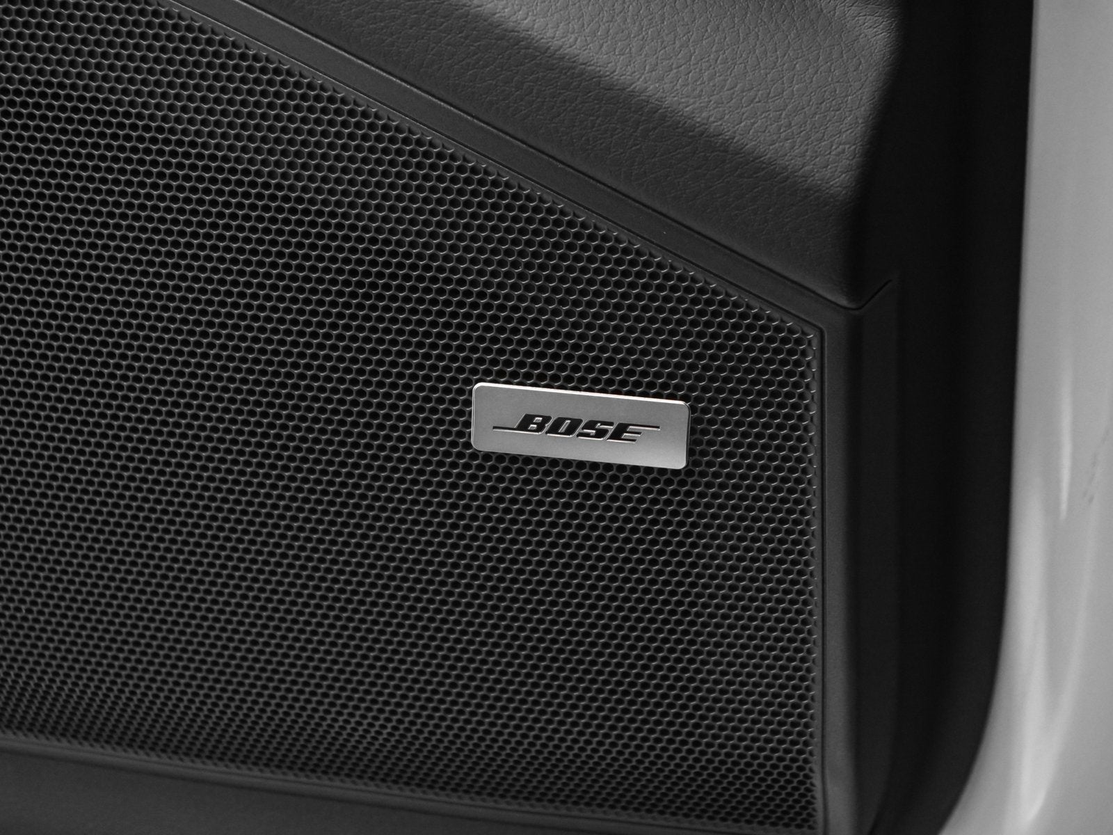 2025 Porsche Cayenne Base