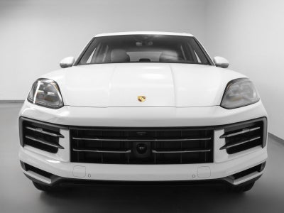2025 Porsche Cayenne Base
