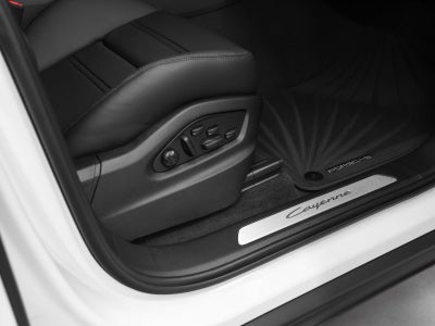 2025 Porsche Cayenne Base