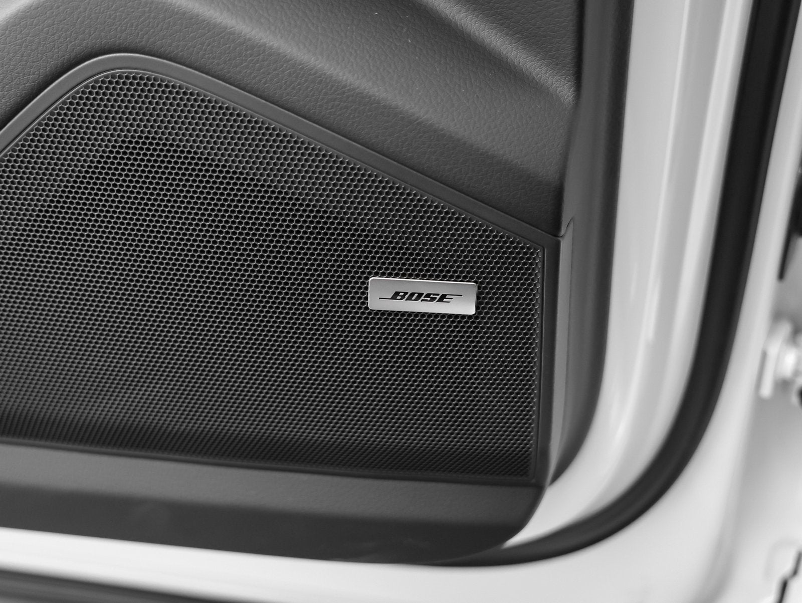 2025 Porsche Cayenne Base