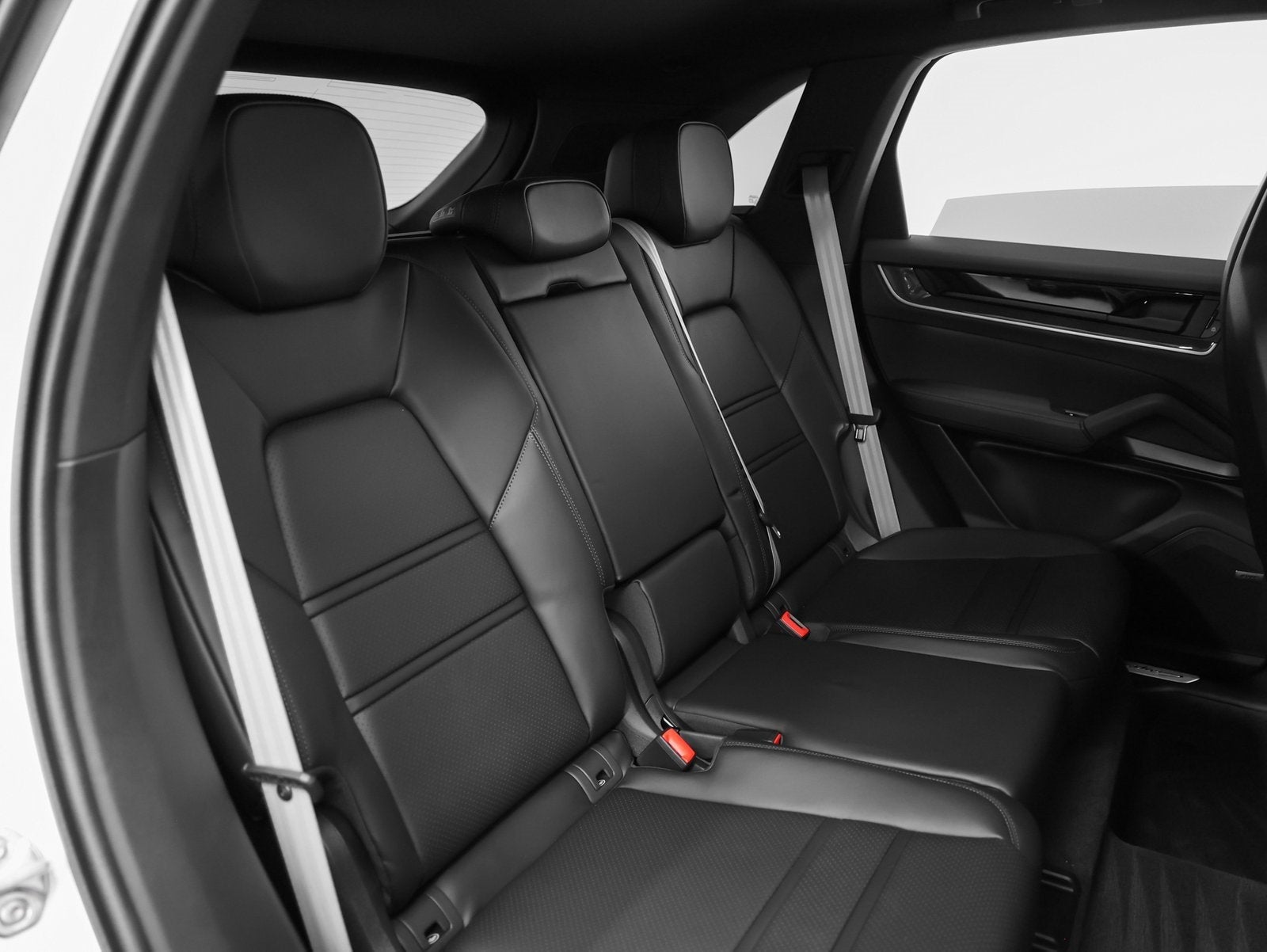 2025 Porsche Cayenne Base