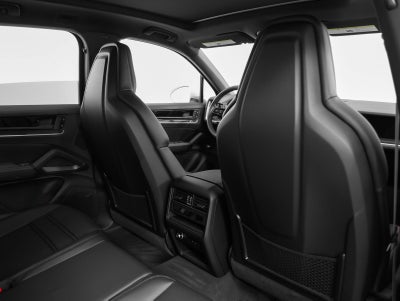 2025 Porsche Cayenne Base