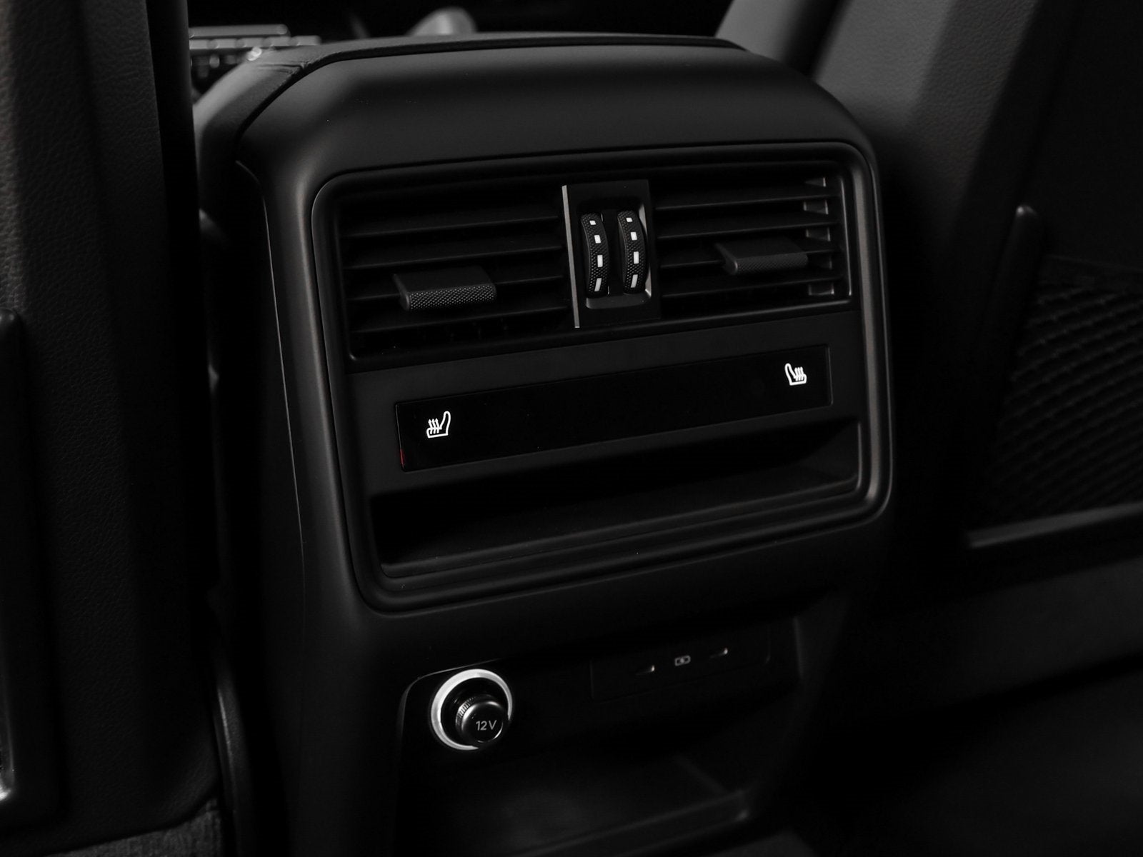 2025 Porsche Cayenne Base