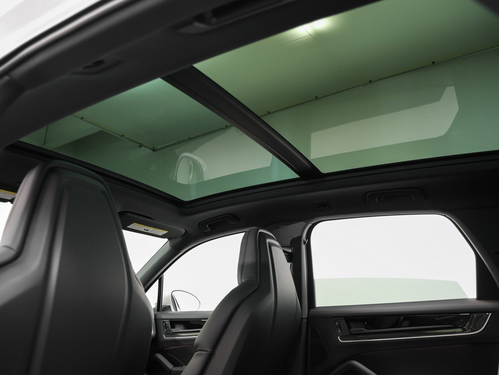 2025 Porsche Cayenne Base