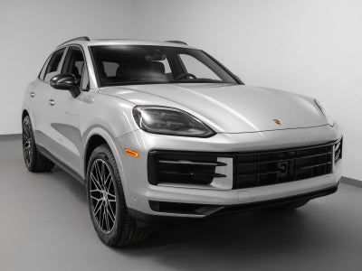 2025 Porsche Cayenne Base