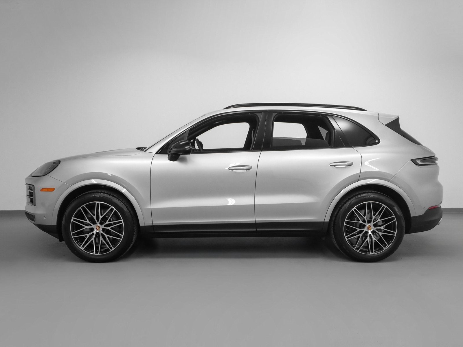 2025 Porsche Cayenne Base