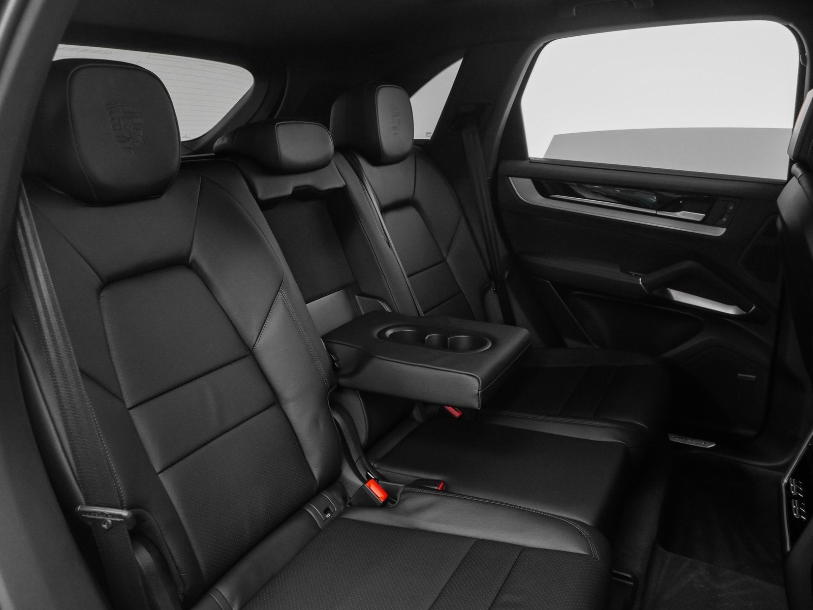 2025 Porsche Cayenne Base