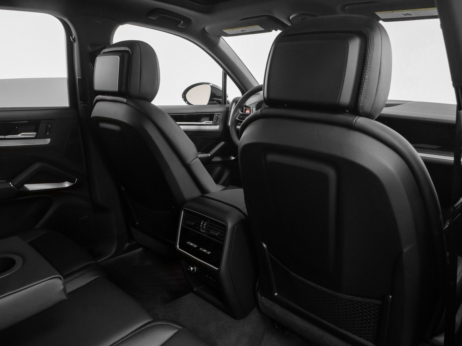 2025 Porsche Cayenne Base