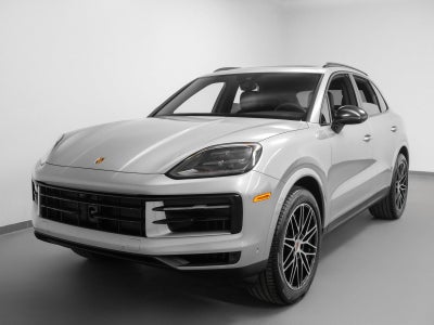 2025 Porsche Cayenne Base