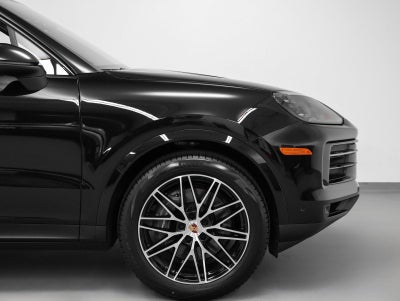 2025 Porsche Cayenne Base