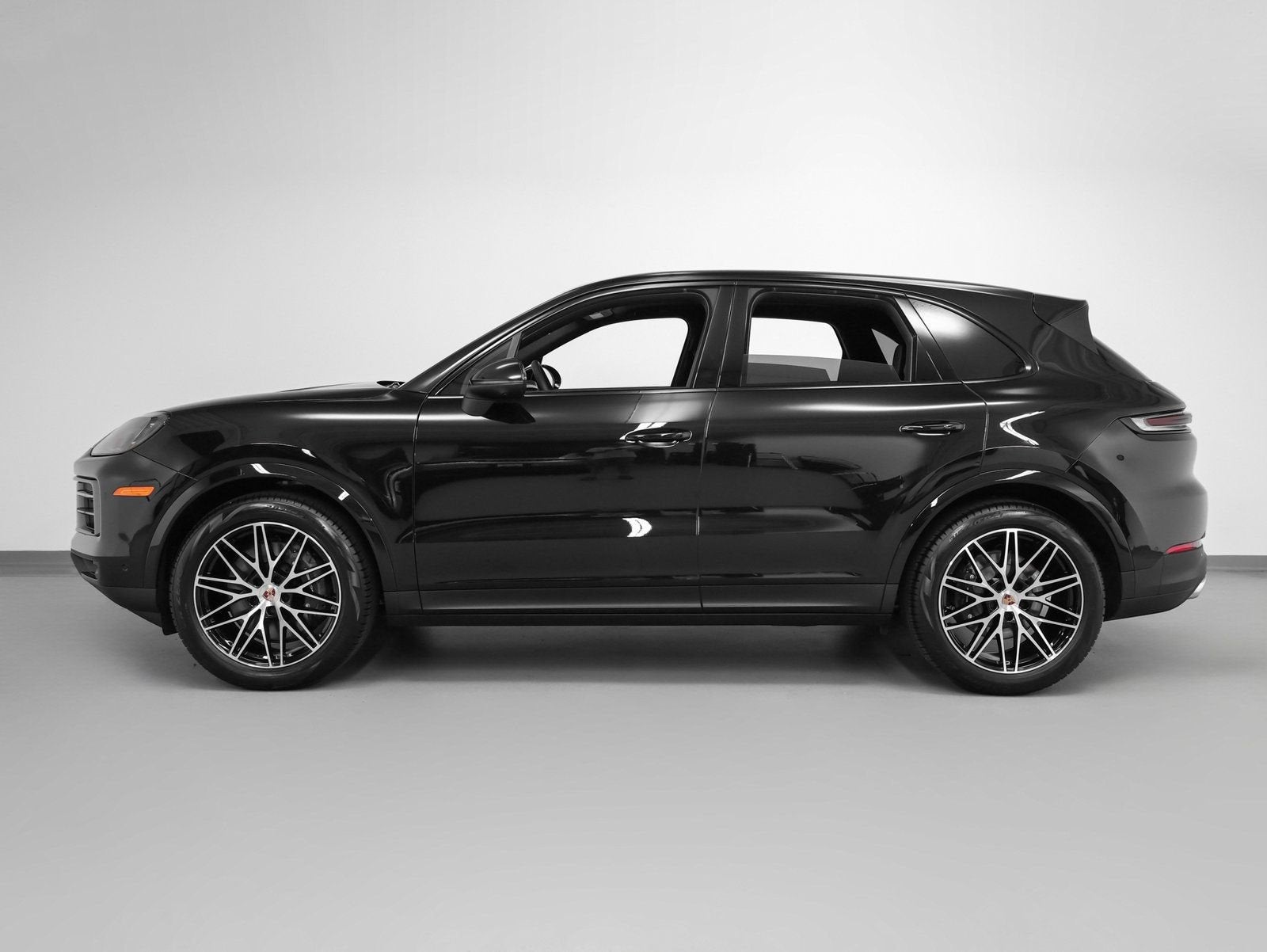 2025 Porsche Cayenne Base