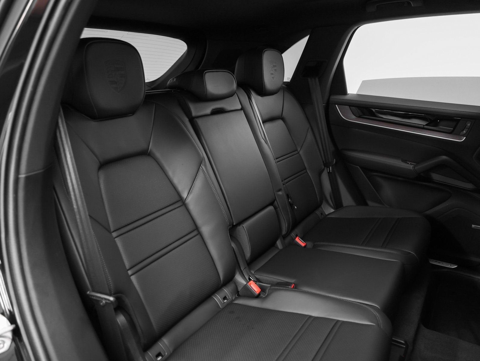 2025 Porsche Cayenne Base