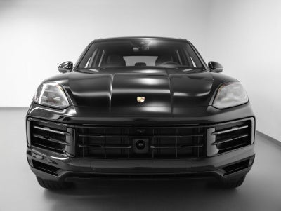 2025 Porsche Cayenne Base