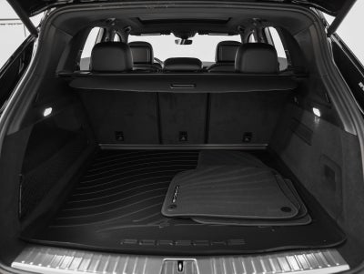 2025 Porsche Cayenne Base