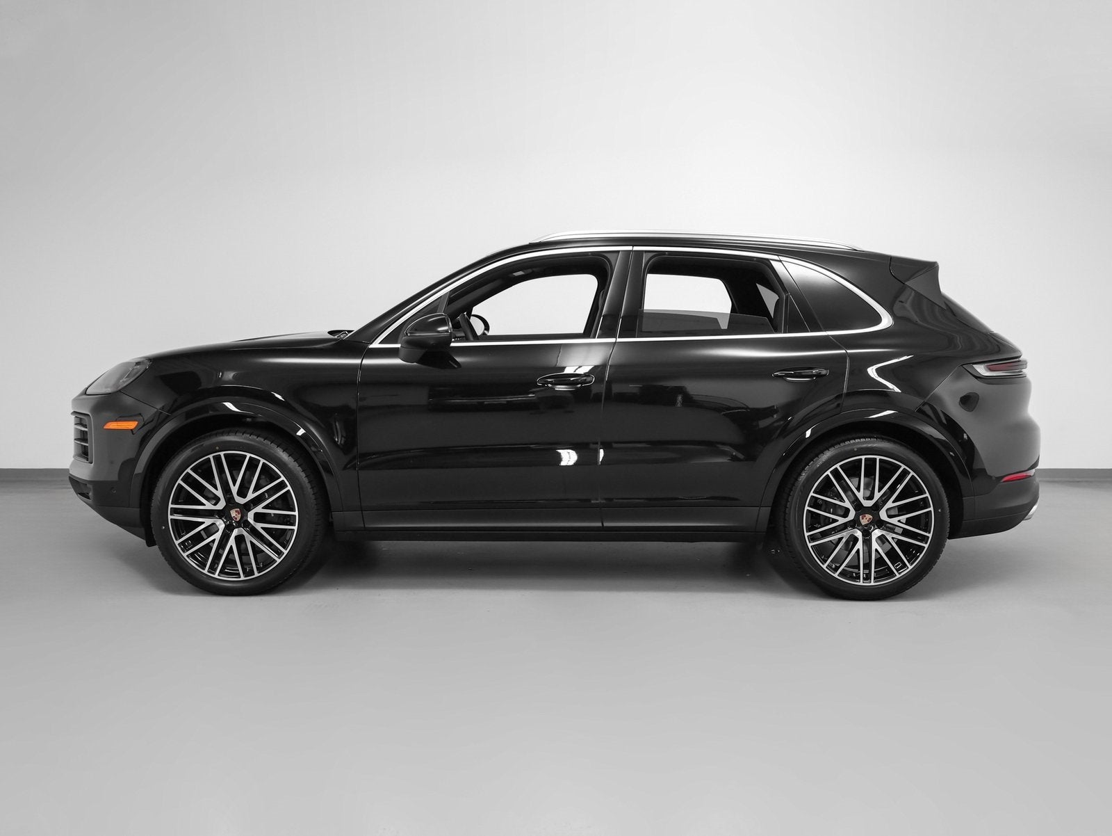 2025 Porsche Cayenne Base