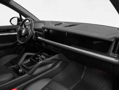 2025 Porsche Cayenne Base