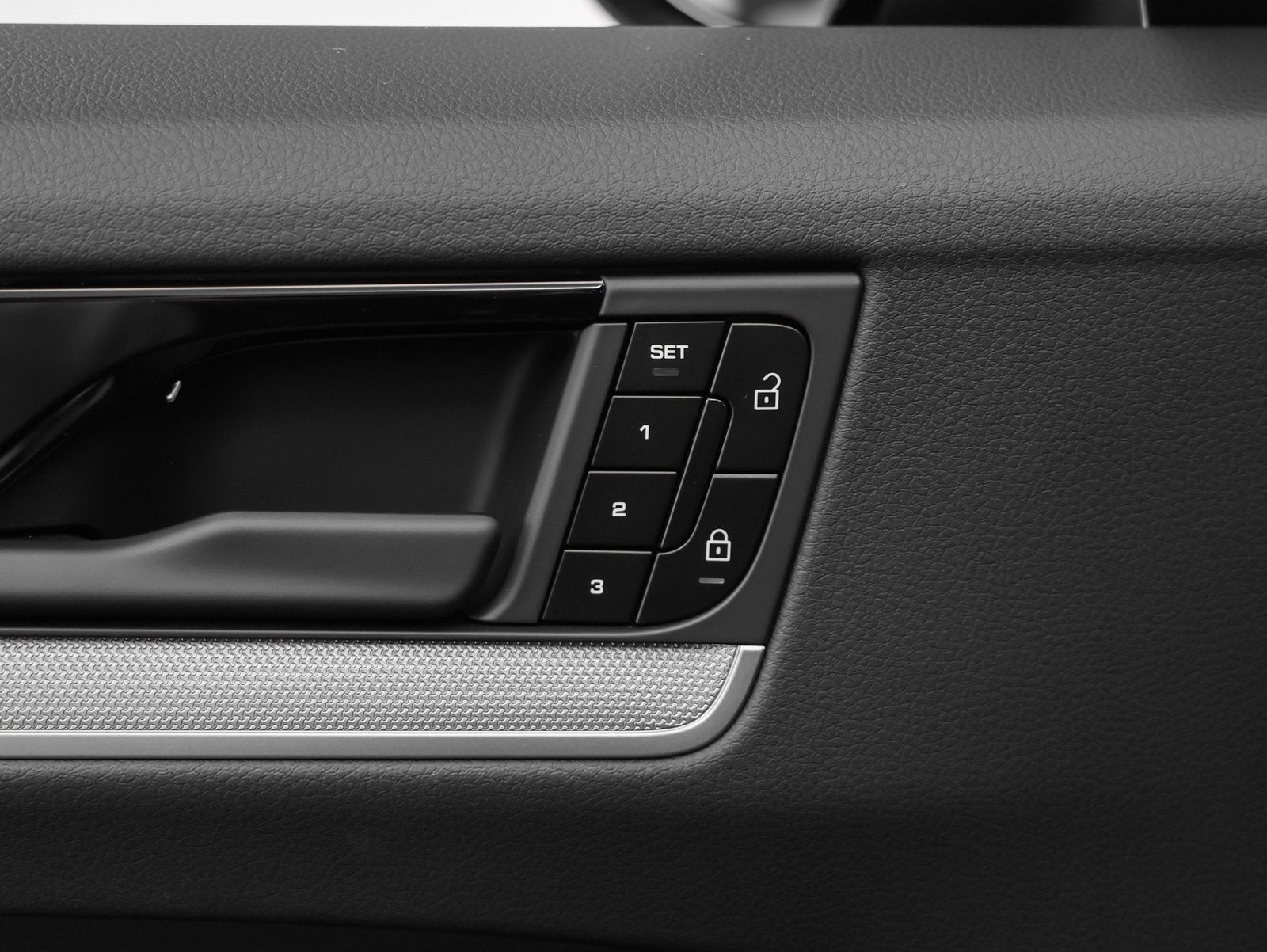 2025 Porsche Cayenne Base