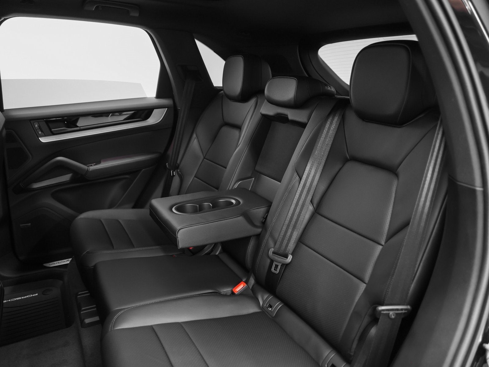 2025 Porsche Cayenne Base