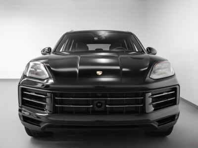 2025 Porsche Cayenne Base