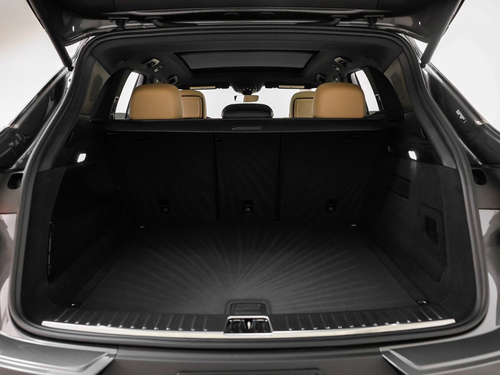 2025 Porsche Cayenne Base