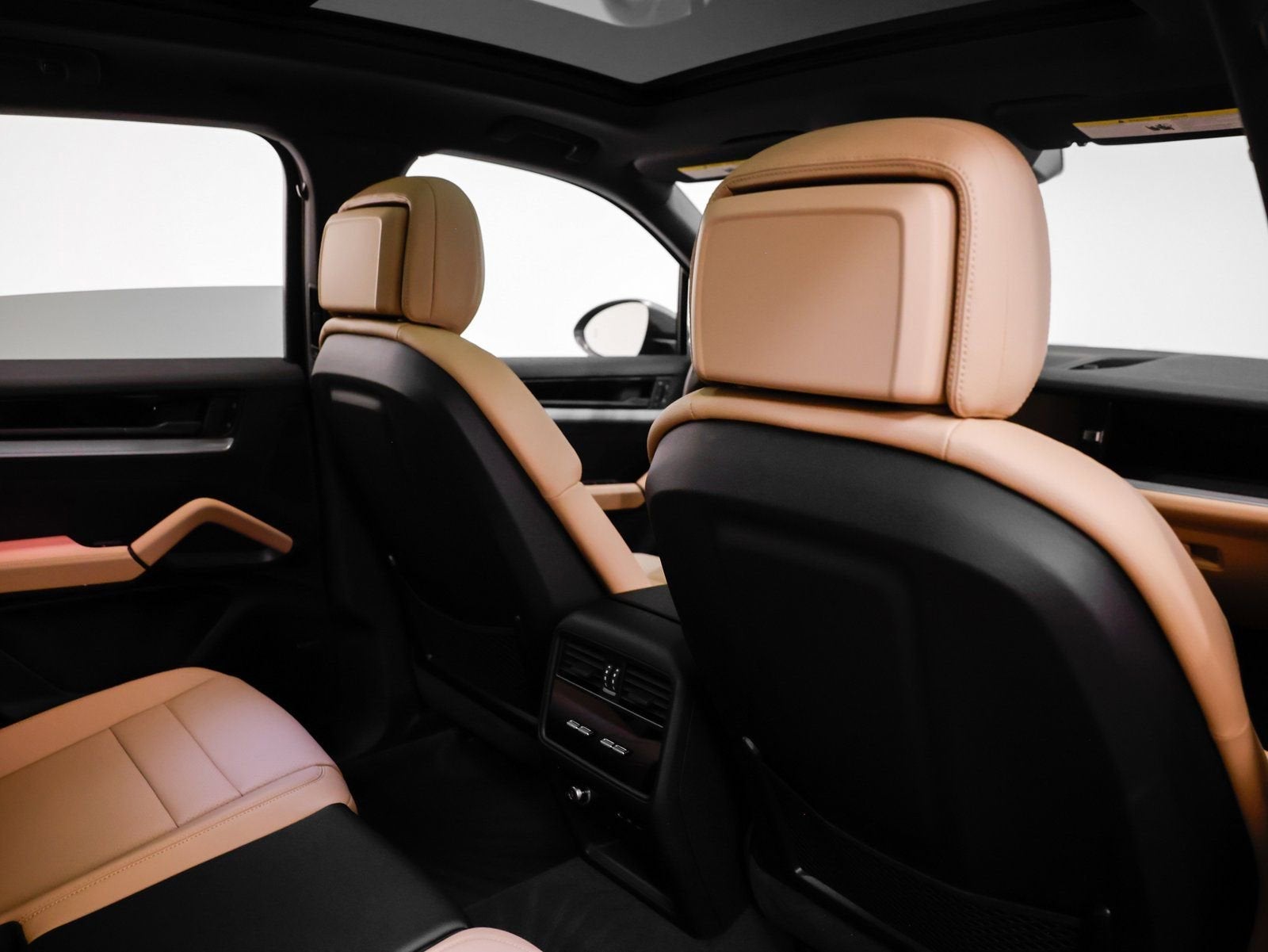 2025 Porsche Cayenne Base