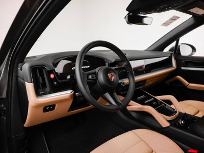 2025 Porsche Cayenne Base
