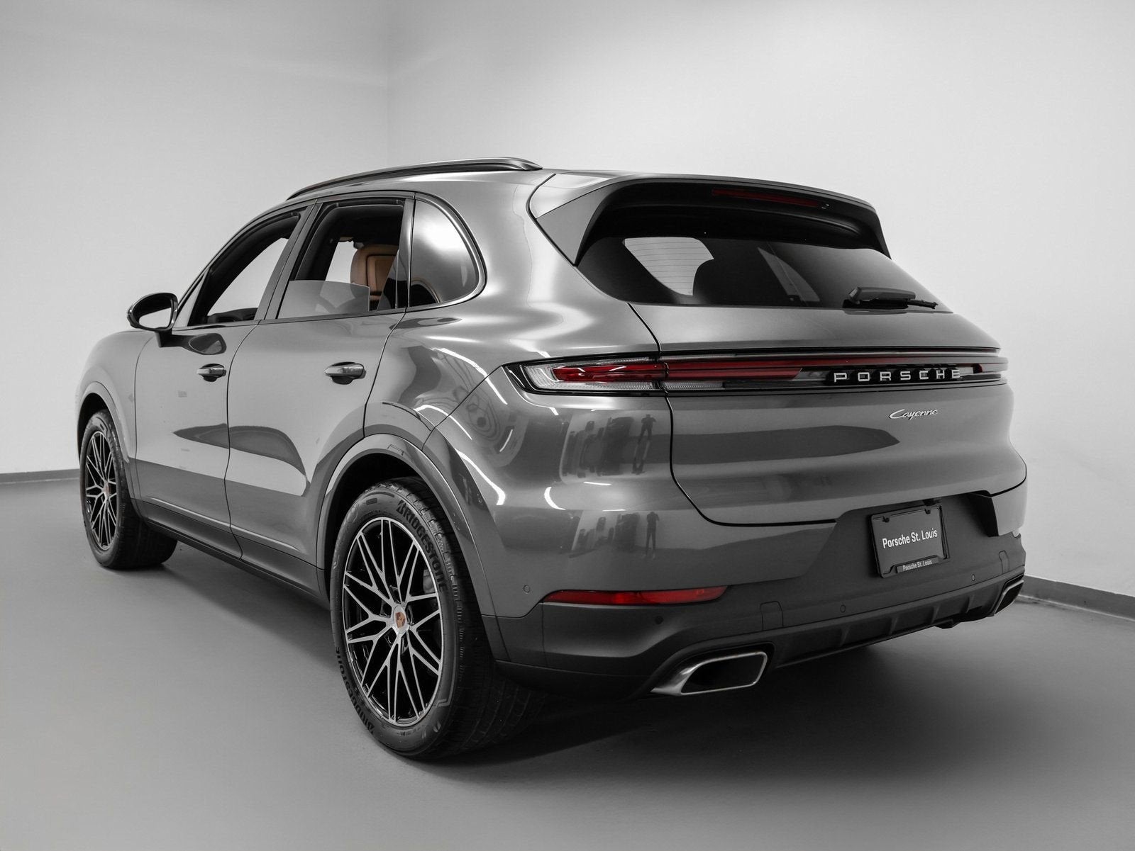 2025 Porsche Cayenne Base