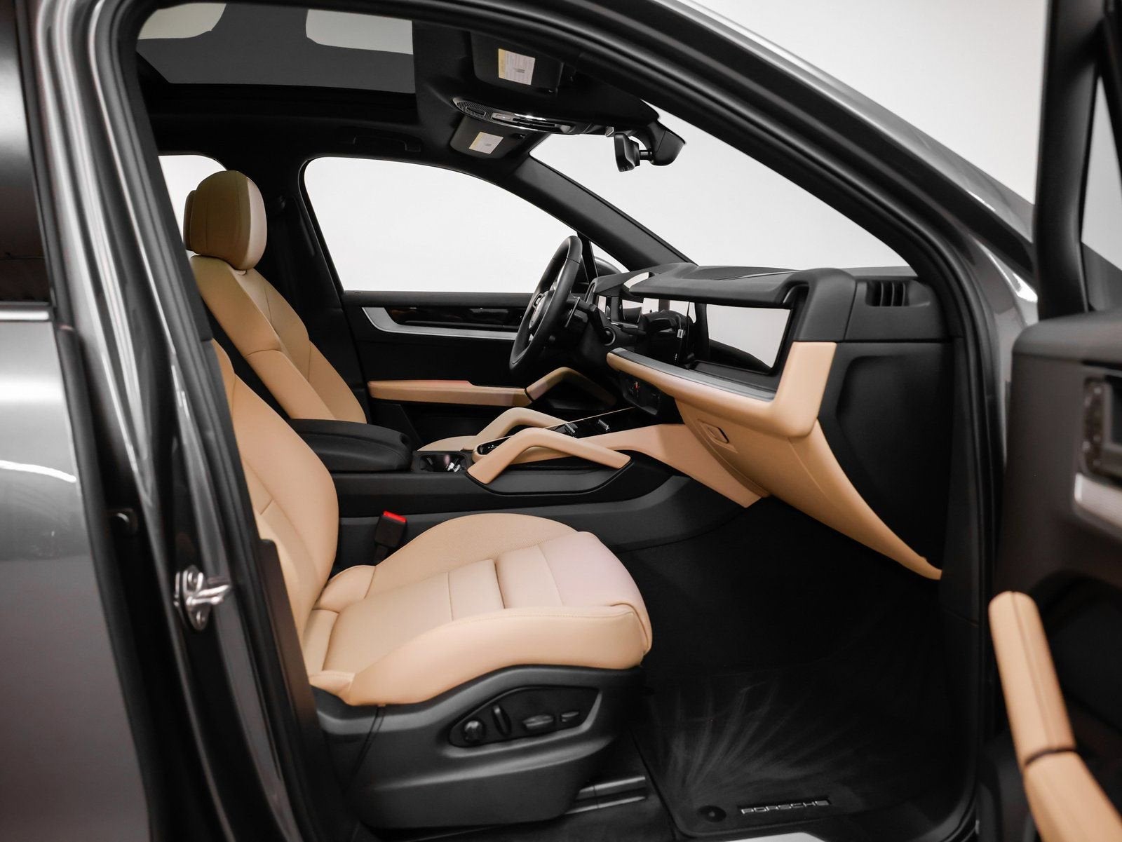 2025 Porsche Cayenne Base