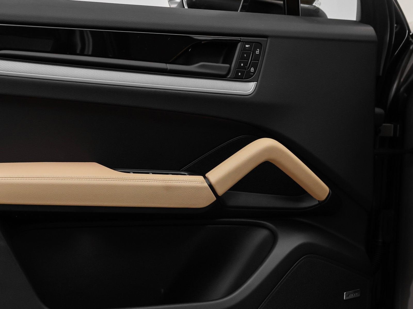 2025 Porsche Cayenne Base