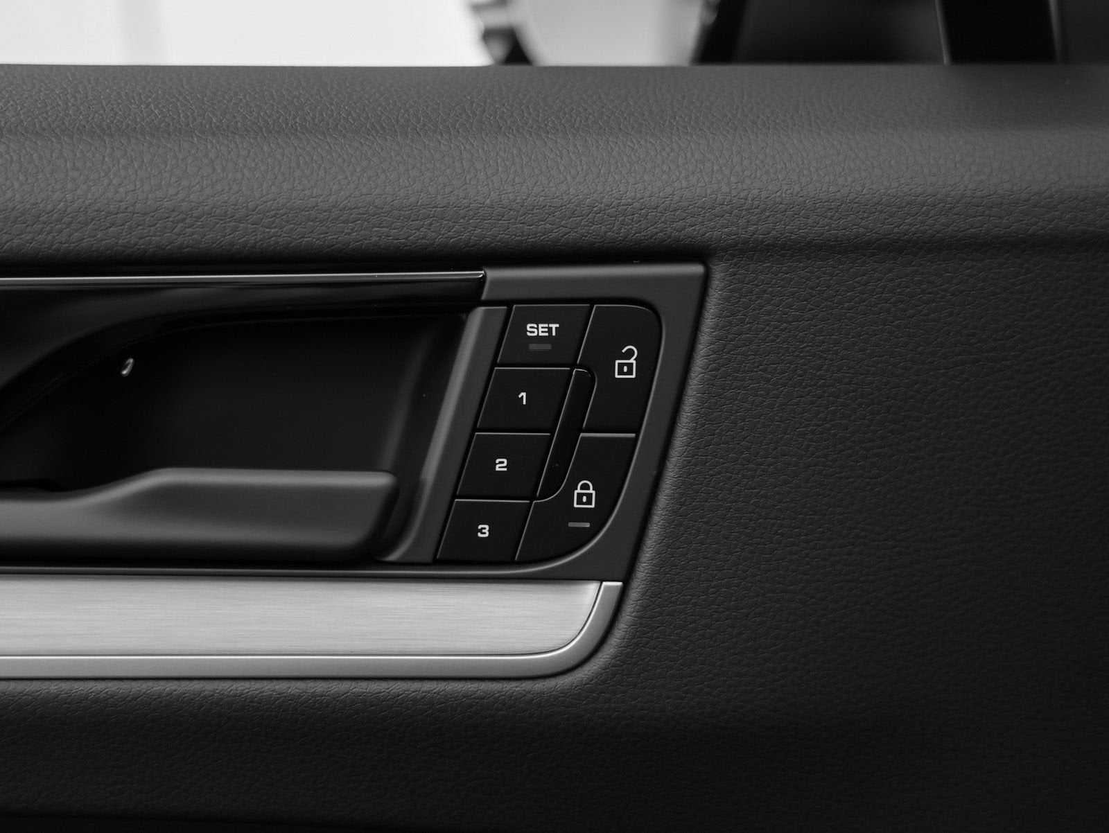 2025 Porsche Cayenne Base