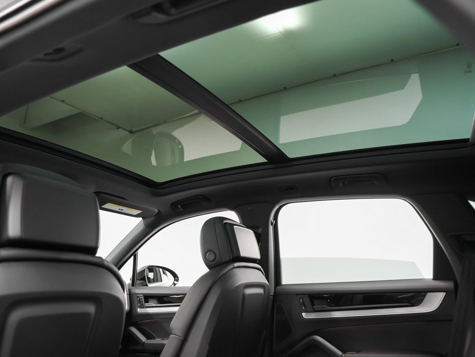 2025 Porsche Cayenne Base