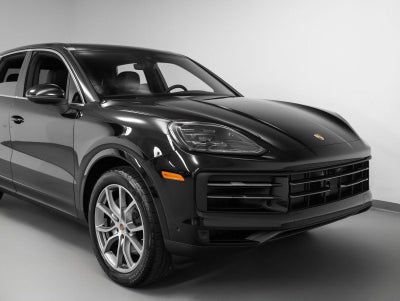 2025 Porsche Cayenne Base