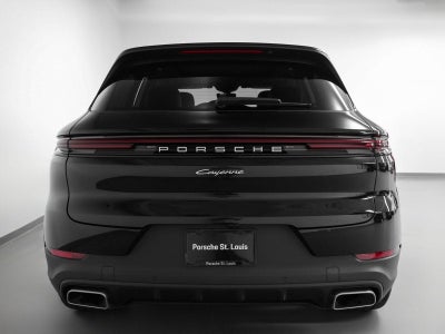 2025 Porsche Cayenne Base