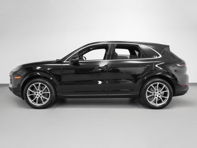 2025 Porsche Cayenne Base