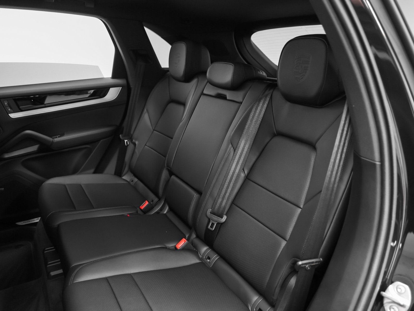 2025 Porsche Cayenne Base