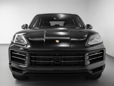 2025 Porsche Cayenne Base