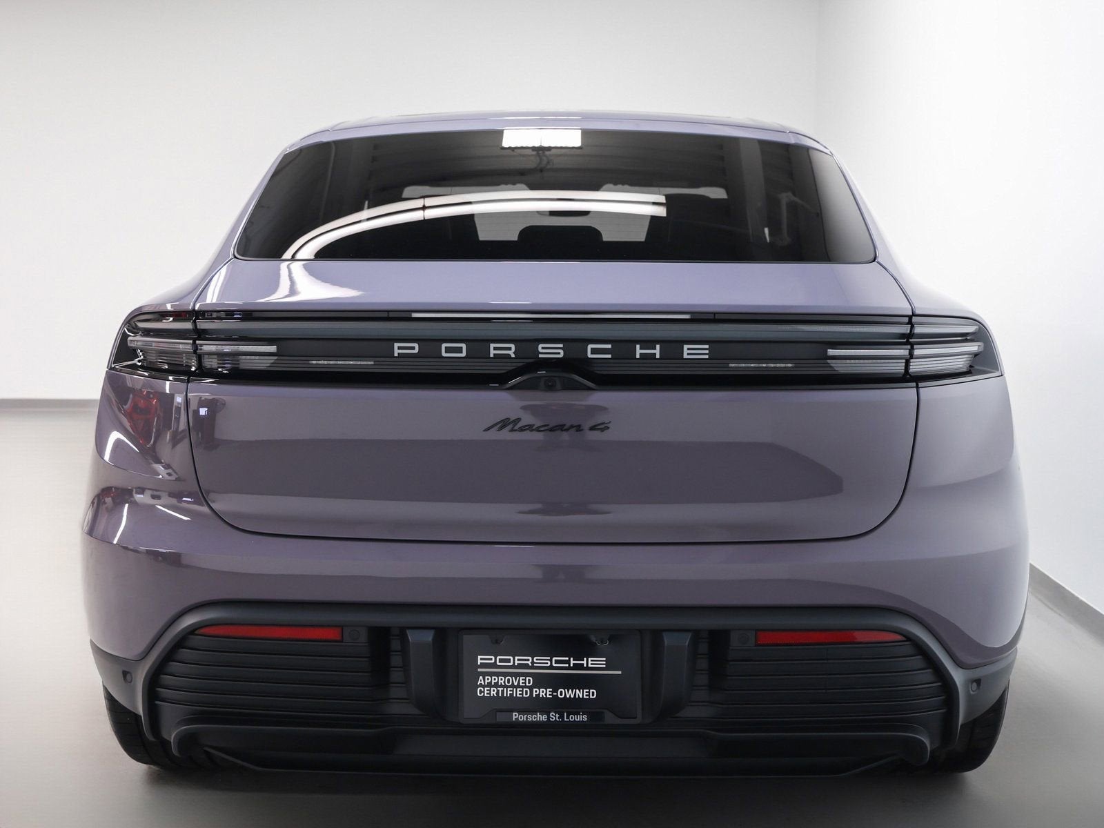 2025 Porsche Macan Electric 4